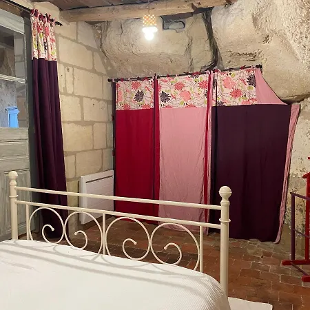 L'escale Troglo Au Bord De La Loire Vakantiehuis