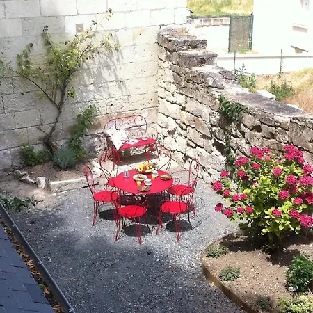 Feriehus L'escale Troglo Au Bord De La Loire Souzay-Champigny