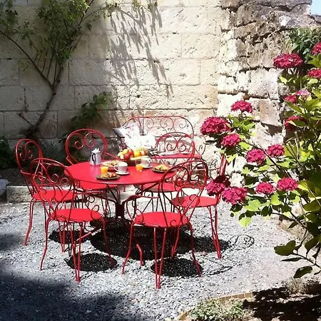 L'escale Troglo Au Bord De La Loire Souzay-Champigny