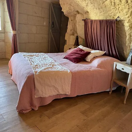 Feriehus L'escale Troglo Au Bord De La Loire